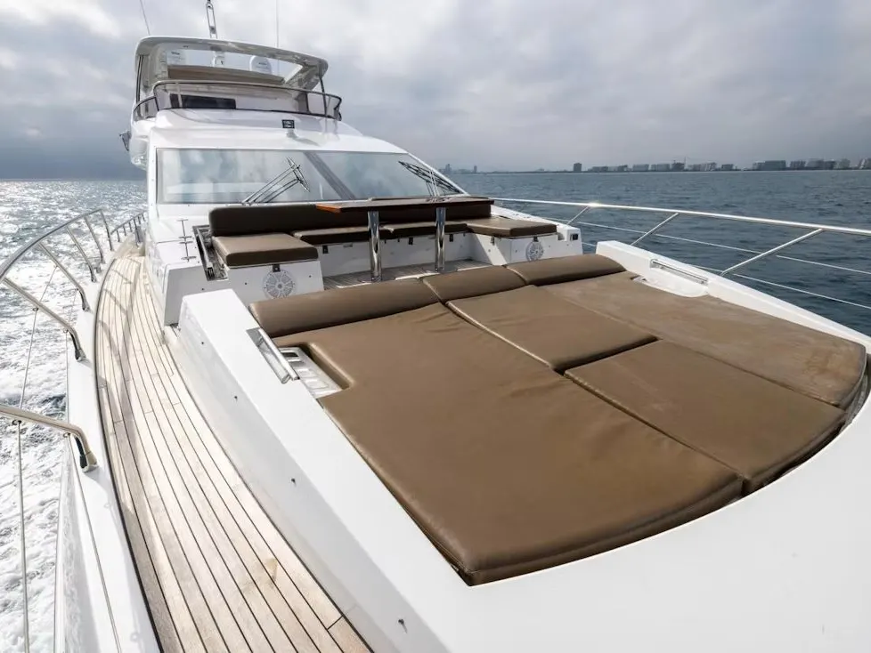 Foredeck sun pads